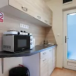 Apartament Lucsony *