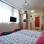 Apartment Lucsony *