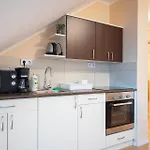 Lucsony Apartment *