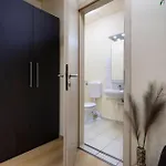 Apartament Lucsony *